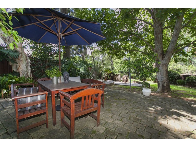 35 Matthews Avenue, East Hills NSW 2213