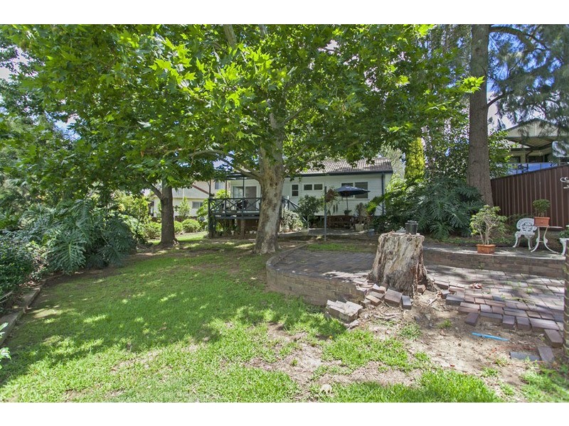 35 Matthews Avenue, East Hills NSW 2213