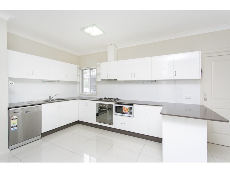 6/99 Mackenzie Street, Revesby NSW 2212
