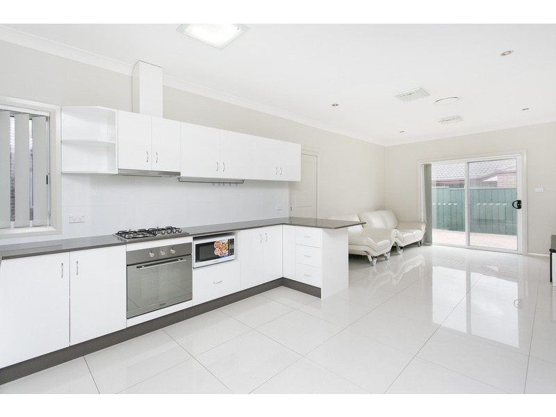6/99 Mackenzie Street, Revesby NSW 2212