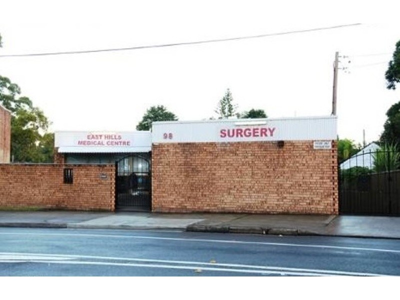 98 Park Road, East Hills NSW 2213