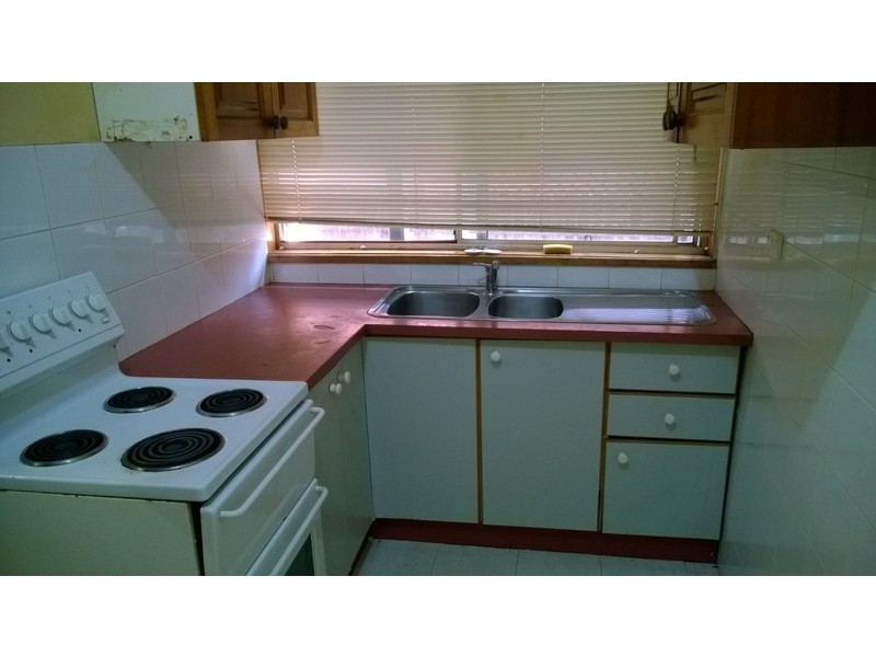 2/27 Howard Road, Padstow NSW 2211