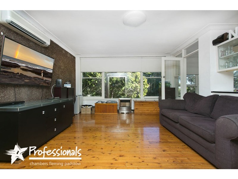81 Stuart Street, Blakehurst NSW 2221