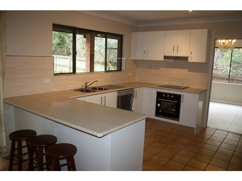 85 Thomas Street, Picnic Point NSW 2213