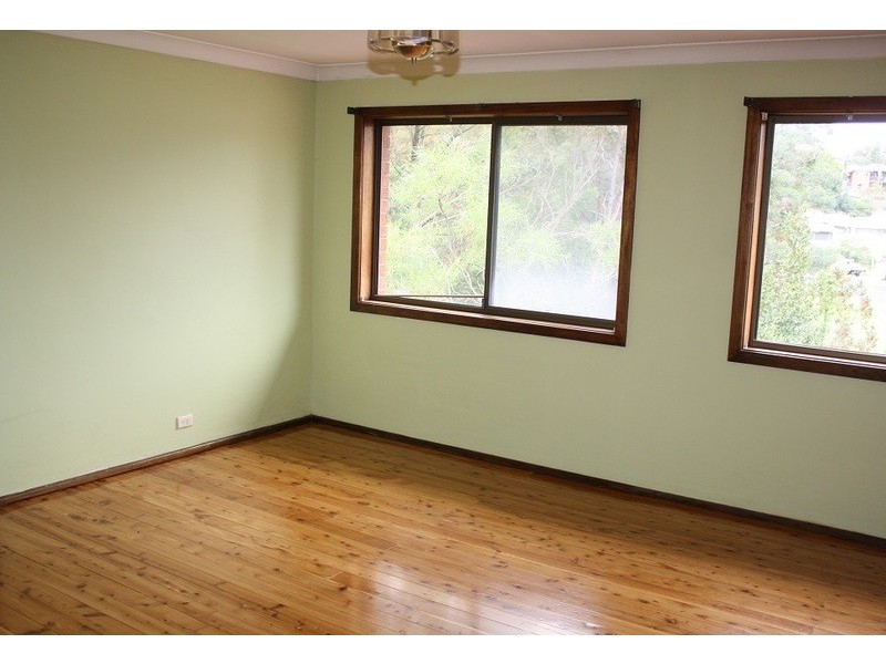 85 Thomas Street, Picnic Point NSW 2213