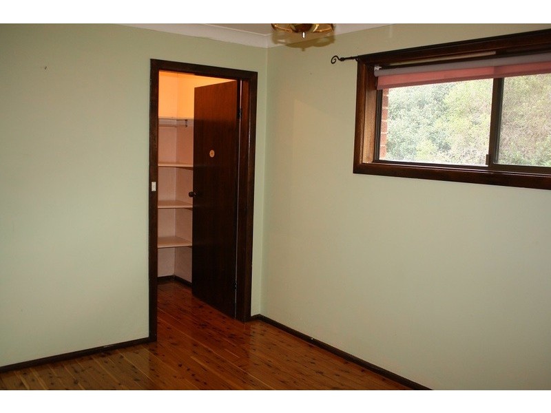 85 Thomas Street, Picnic Point NSW 2213