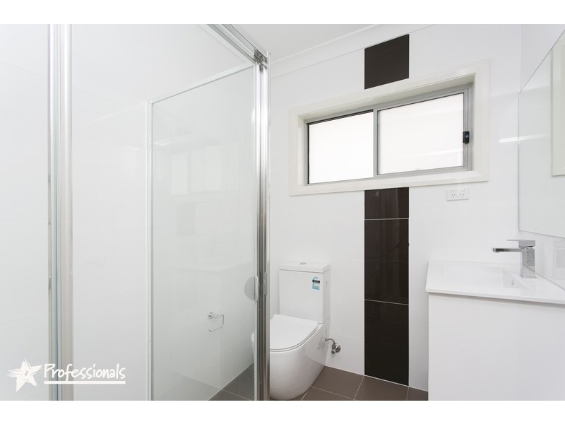 595 Henry Lawson Drive, East Hills NSW 2213