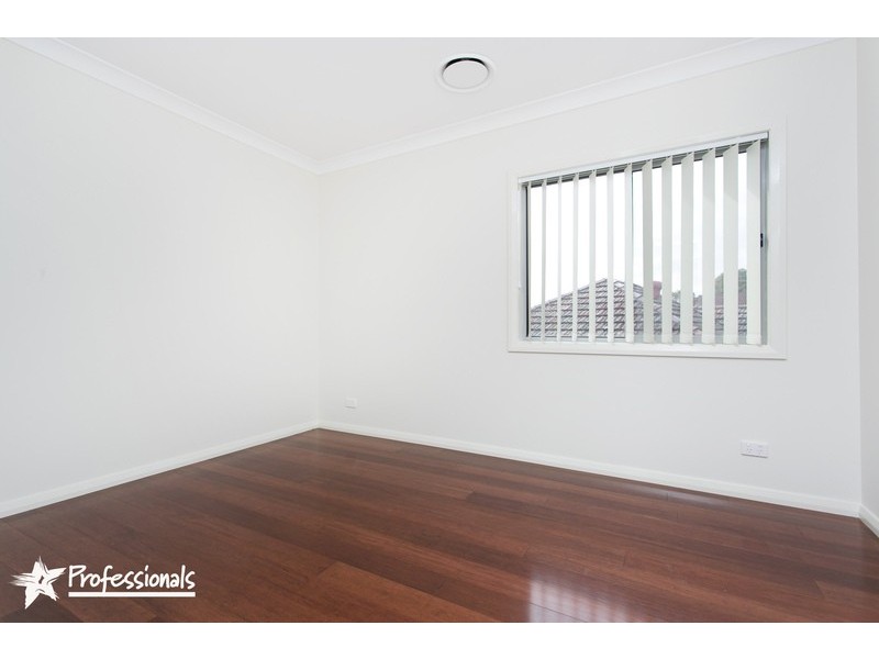 595 Henry Lawson Drive, East Hills NSW 2213