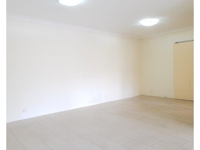 8/21-23 Myrtle Road, Bankstown NSW 2200