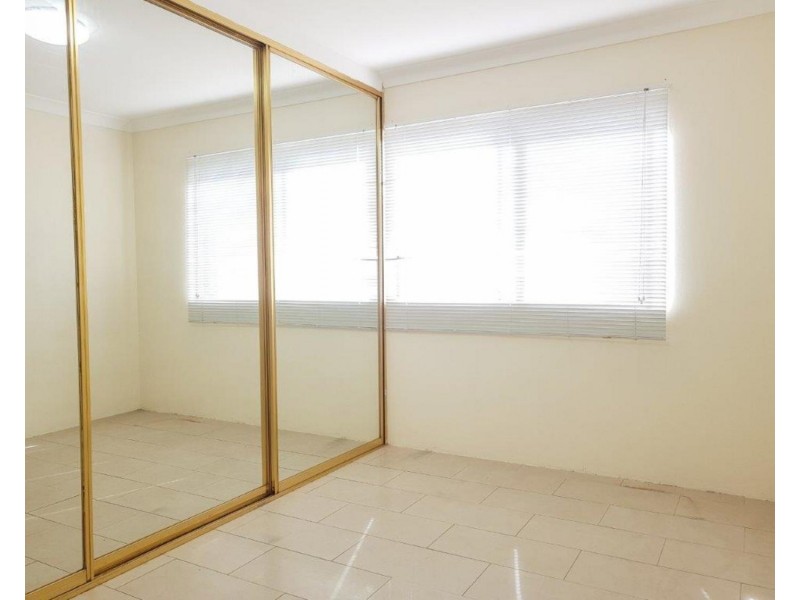 8/21-23 Myrtle Road, Bankstown NSW 2200