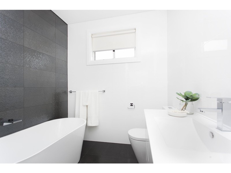 25A Edinburgh Drive, Revesby Heights NSW 2212