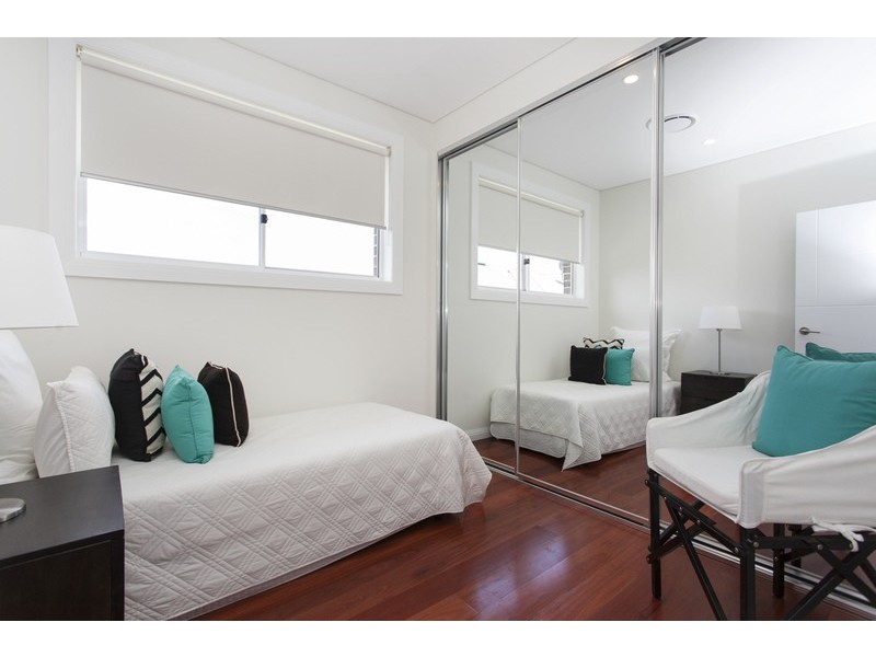 25A Edinburgh Drive, Revesby Heights NSW 2212