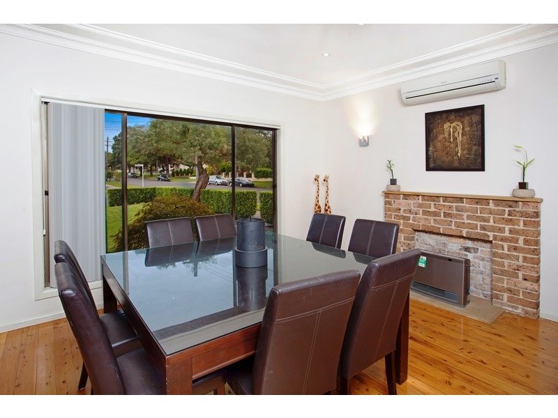 62 Rowland Street, Revesby NSW 2212