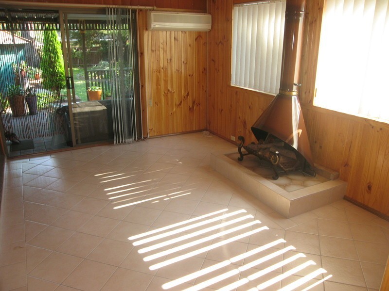 13 Maclaurin Avenue, East Hills NSW 2213