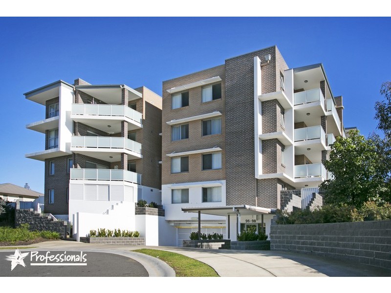 30/96-98 Nuwarra Road, Moorebank NSW 2170