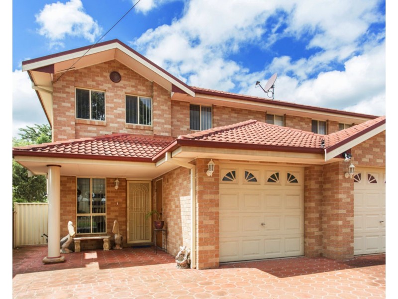17 Rivenoak Avenue, Padstow NSW 2211