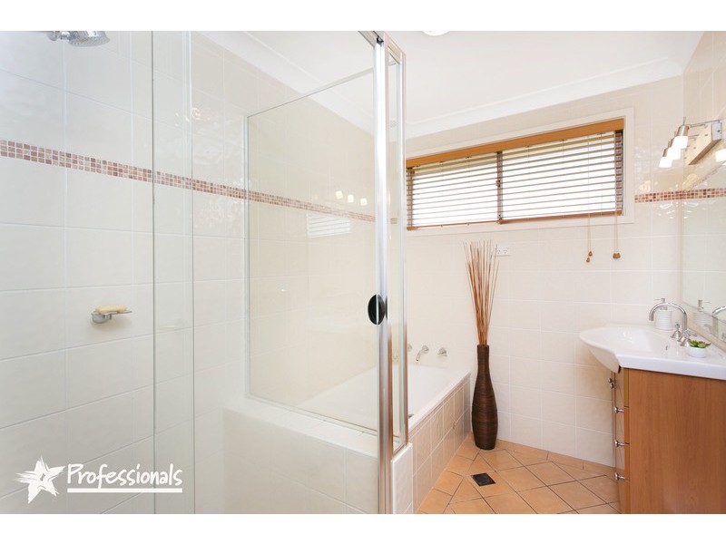 2 Riverside Avenue, Picnic Point NSW 2213