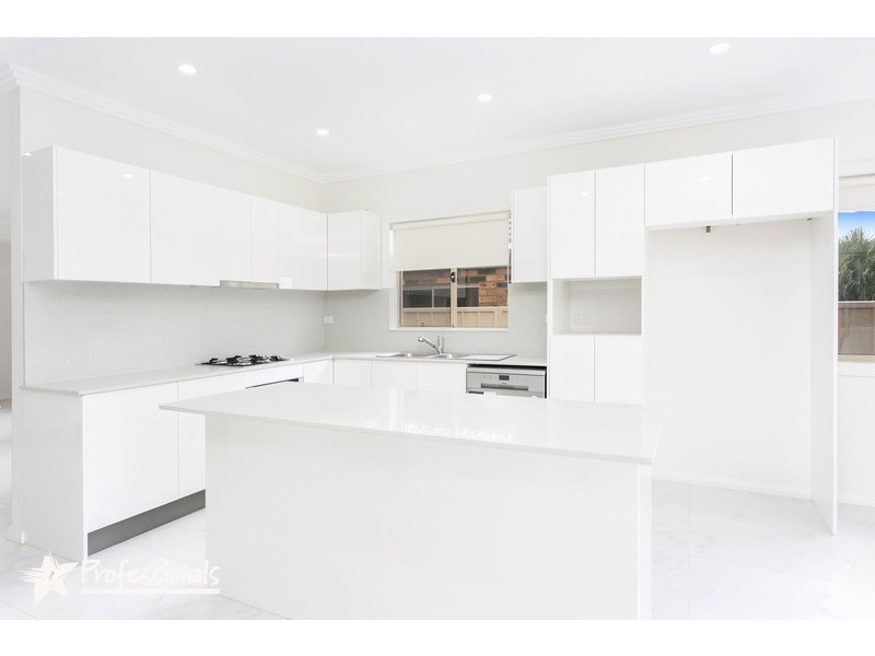 7 Knight Avenue, Panania NSW 2213