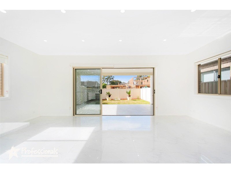 7 Knight Avenue, Panania NSW 2213