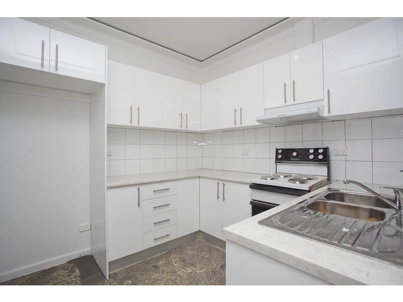 26 Doris Street, Picnic Point NSW 2213