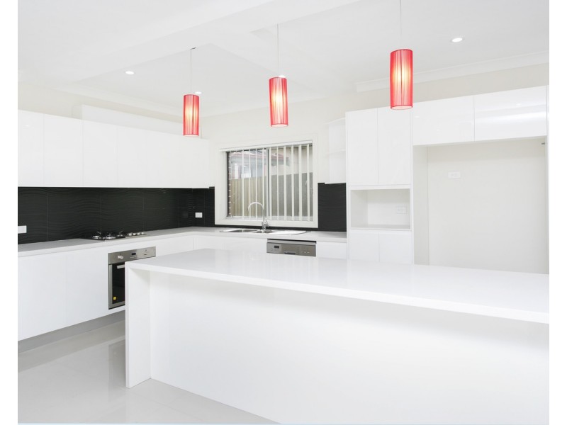 595 Henry Lawson Drive, East Hills NSW 2213