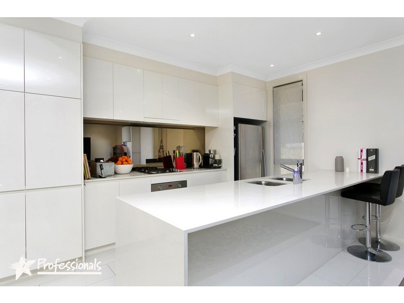 2 Bardo Circuit, Revesby Heights NSW 2212