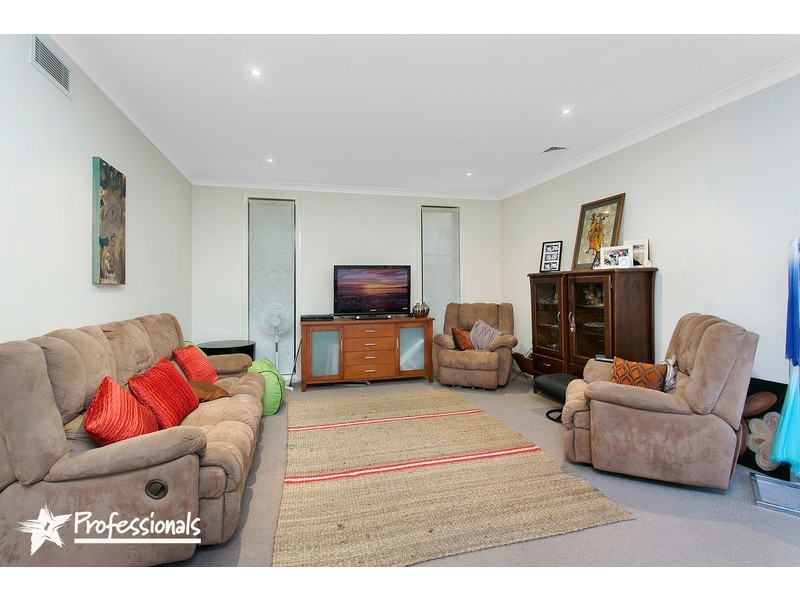 2 Bardo Circuit, Revesby Heights NSW 2212