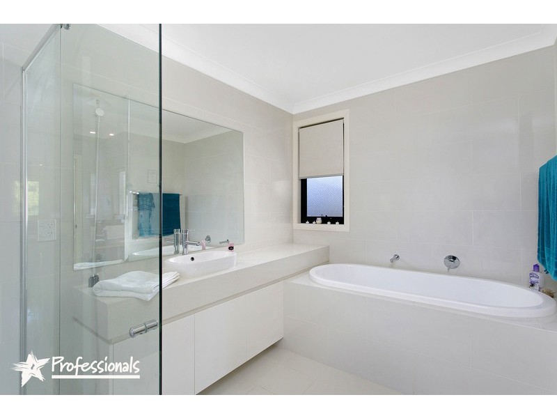 2 Bardo Circuit, Revesby Heights NSW 2212