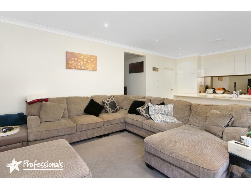 2 Bardo Circuit, Revesby Heights NSW 2212