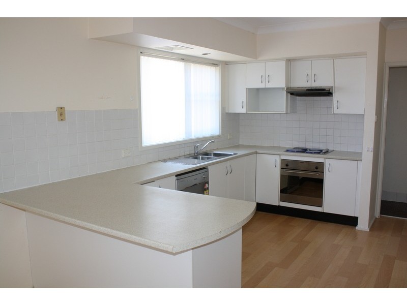 65 Burns Road, Picnic Point NSW 2213