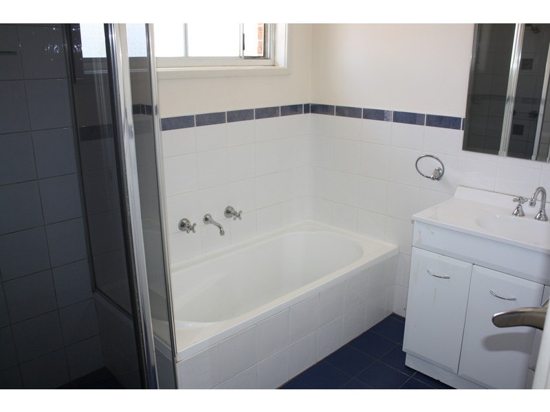 65 Burns Road, Picnic Point NSW 2213