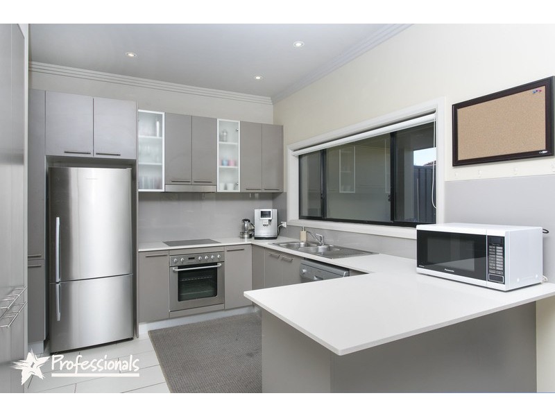 31 Garnsey Avenue, Panania NSW 2213