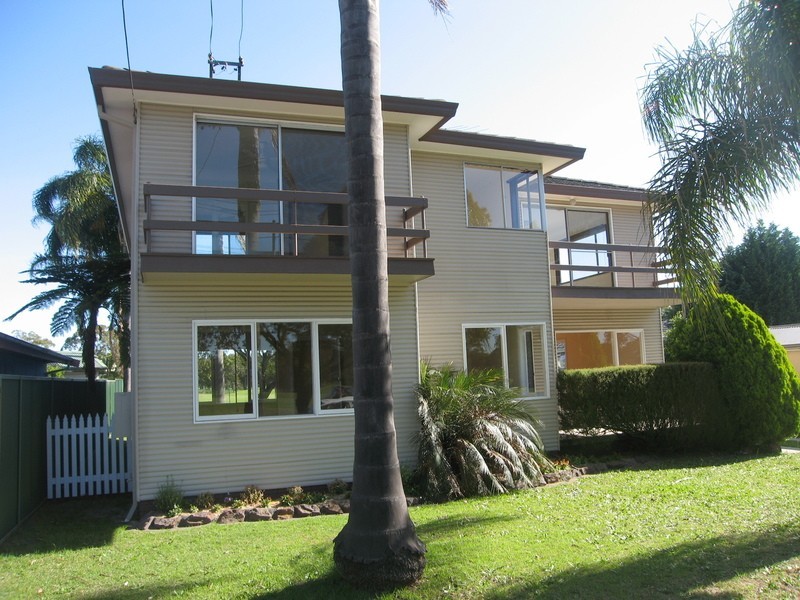 2/32 Bullecourt Avenue, Milperra NSW 2214