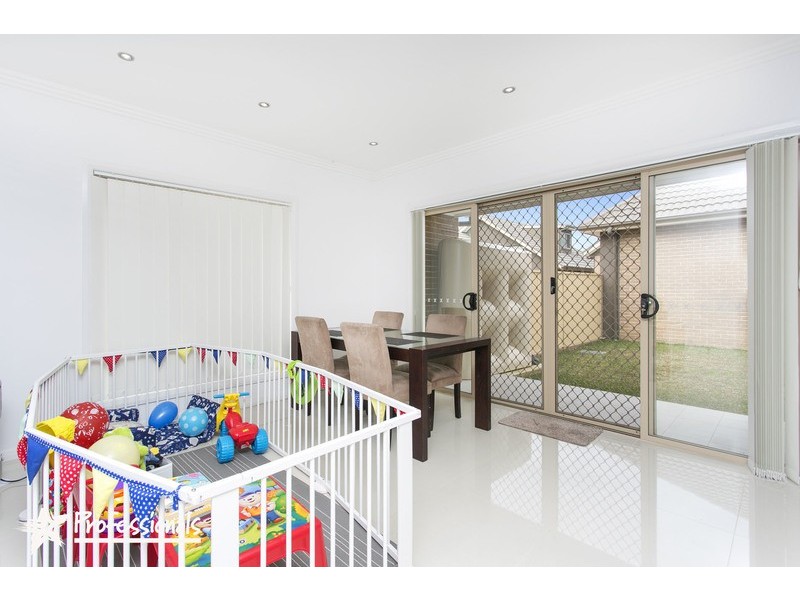 1/61 Marco Avenue, Revesby NSW 2212