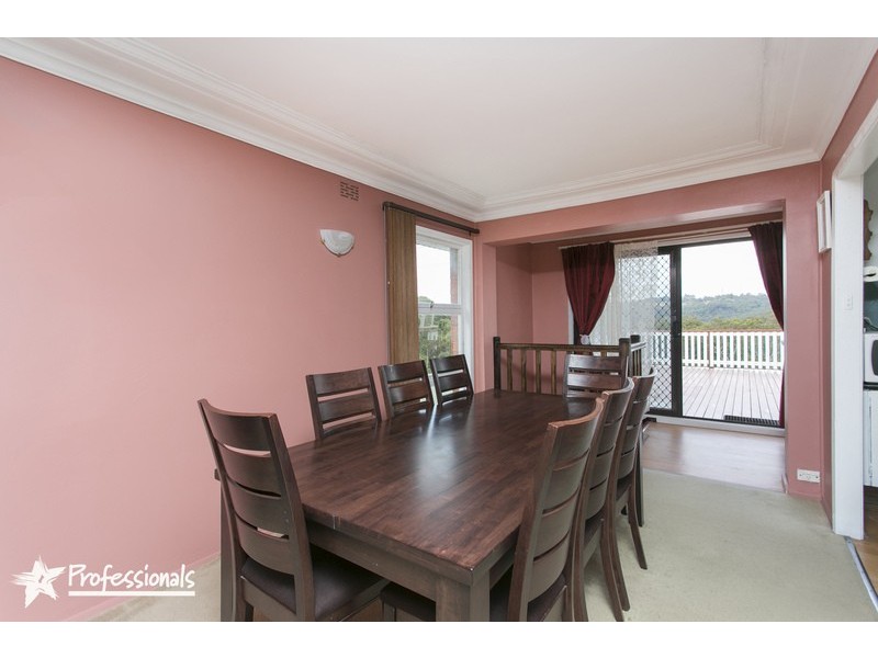 11 Fewtrell Avenue, Revesby Heights NSW 2212