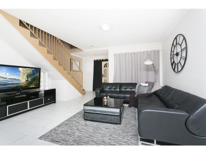 27/57 Bellevue Avenue, Georges Hall NSW 2198