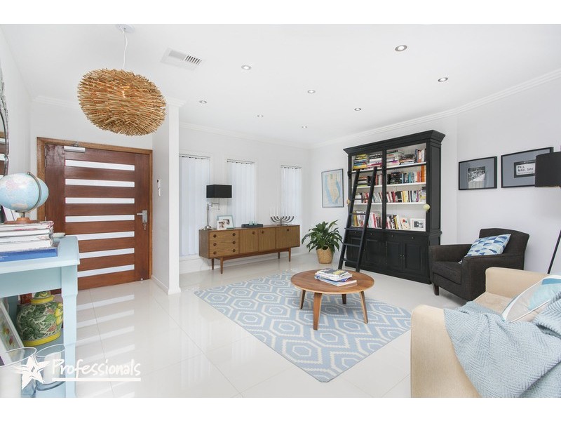 16A Banks Street, Padstow NSW 2211