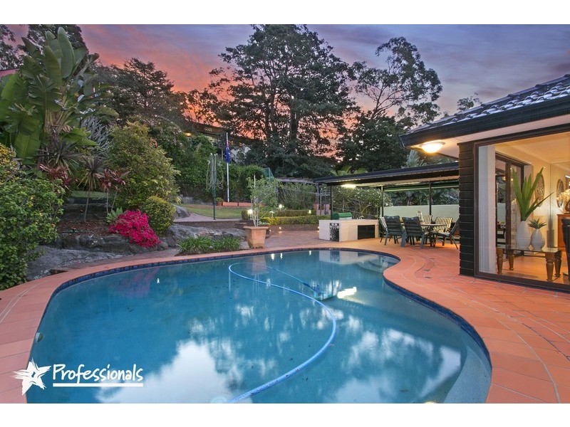 7 Ballanda Avenue, Lugarno NSW 2210