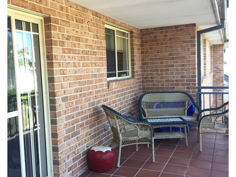 8/49 Maclaurin Avenue, East Hills NSW 2213