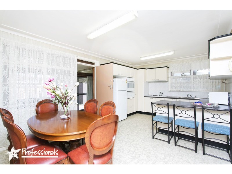 10 Merris Place, Milperra NSW 2214