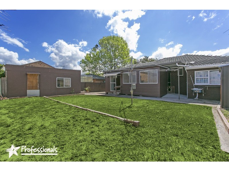 10 Merris Place, Milperra NSW 2214