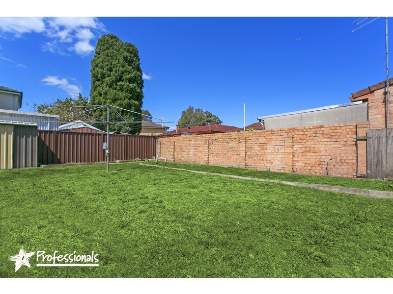 10 Merris Place, Milperra NSW 2214