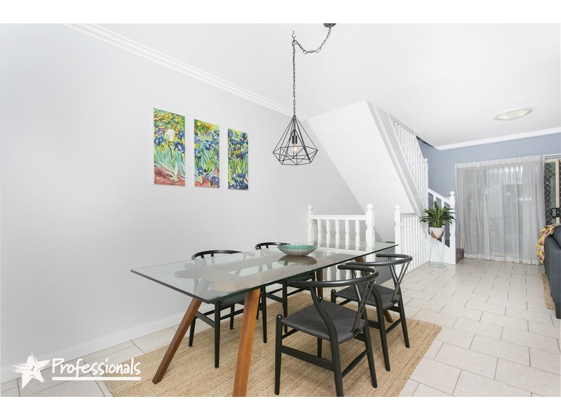 10/837 Henry Lawson Drive, Picnic Point NSW 2213