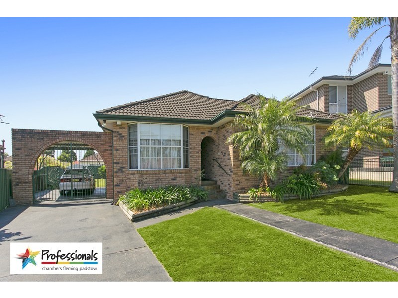 10 Sandakan Road, Revesby Heights NSW 2212