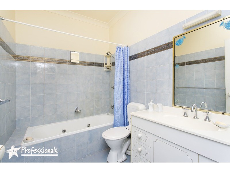 10 Sandakan Road, Revesby Heights NSW 2212