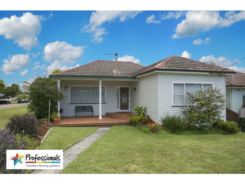 102 Faraday Road, Padstow NSW 2211