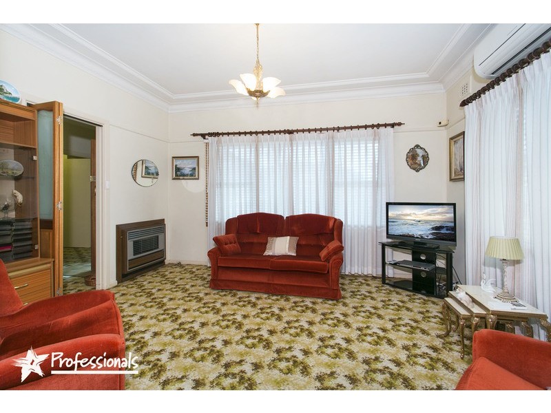 102 Faraday Road, Padstow NSW 2211