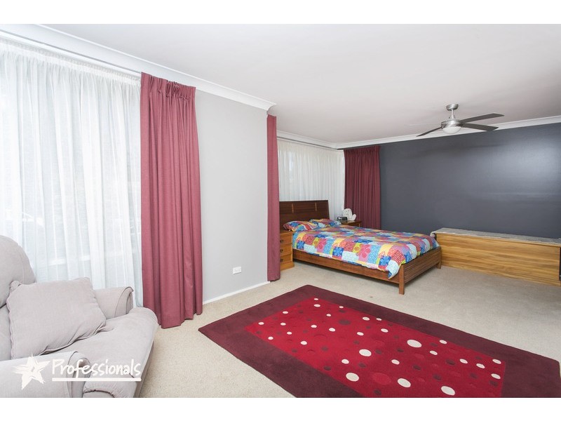 82 Rex Road, Georges Hall NSW 2198