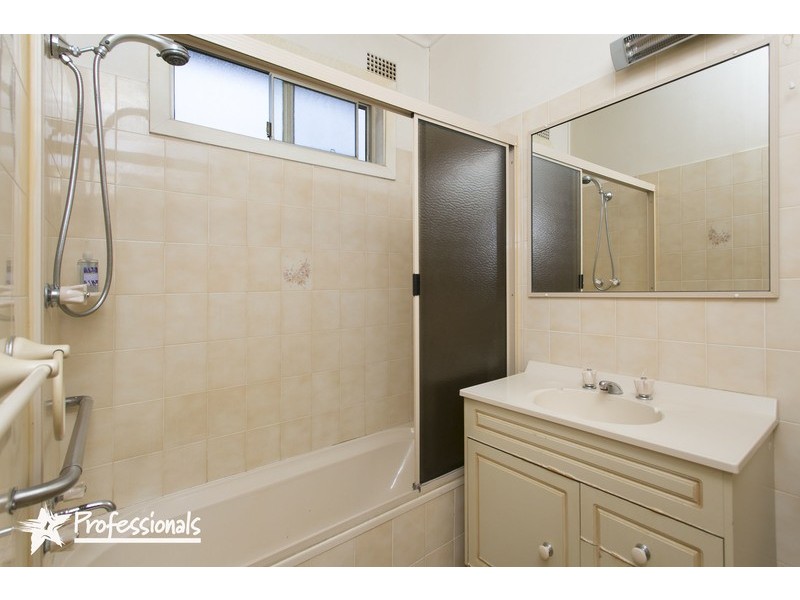 5 Tasker Avenue, Peakhurst NSW 2210