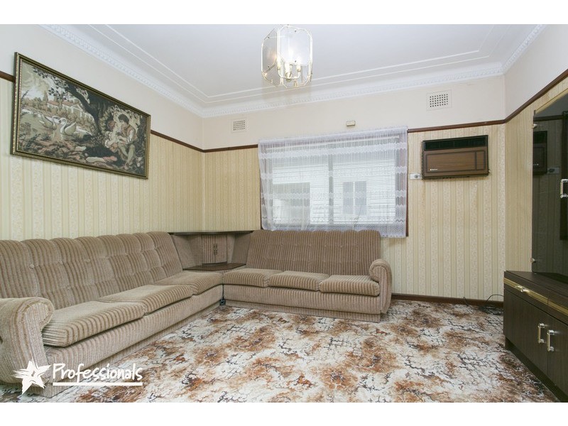 28 Irene Street, Panania NSW 2213